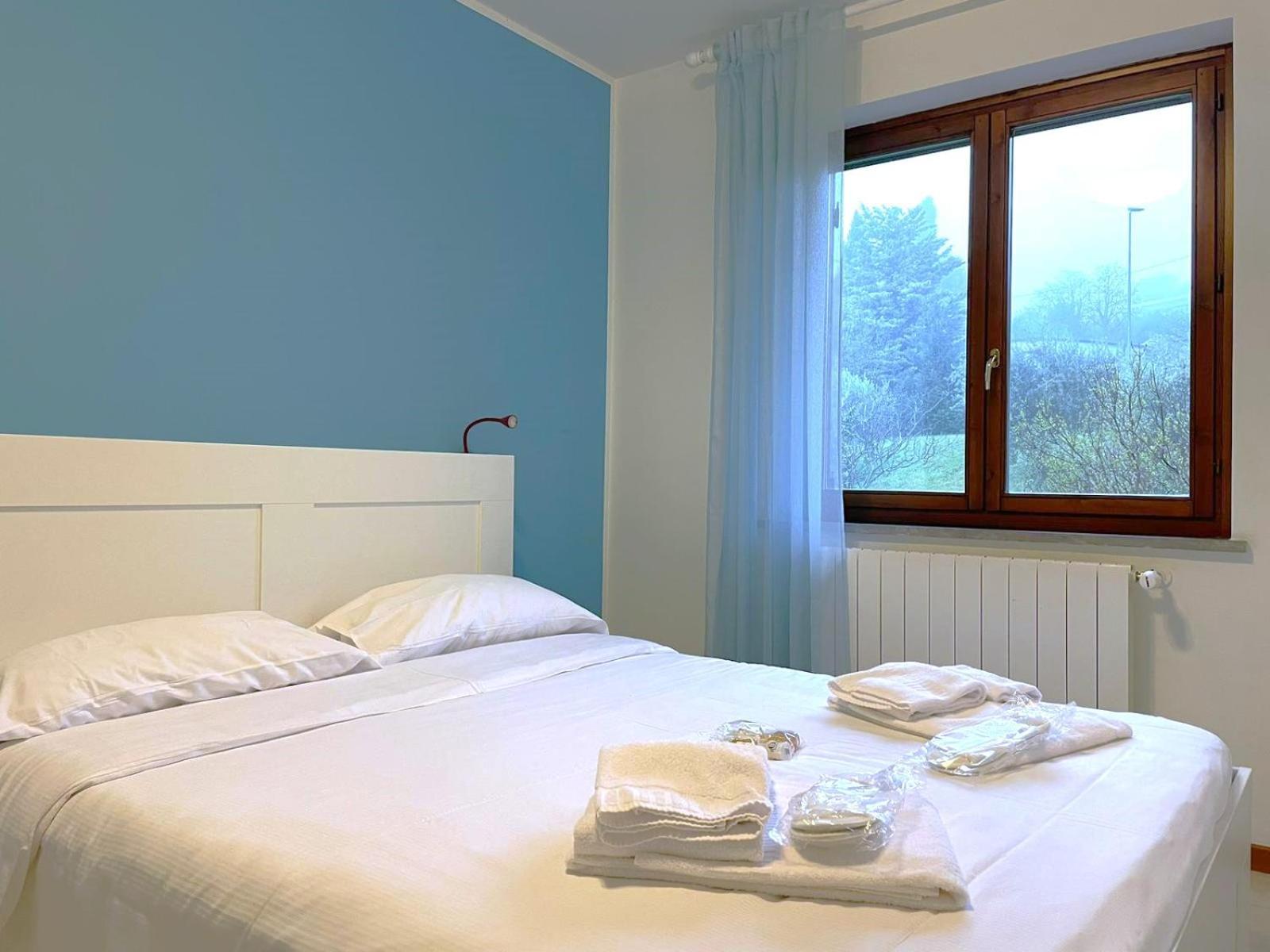 ריבה די סולטו Happy Guest Apartments - Lake View And Pool מראה חיצוני תמונה